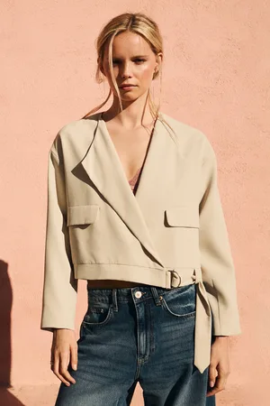 Pull&Bear Blazer Cropped Fluide