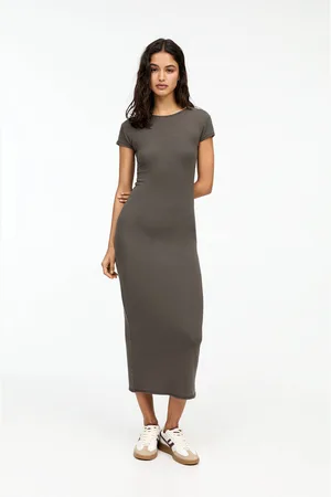 Pull&Bear Robe Fourreau Midi
