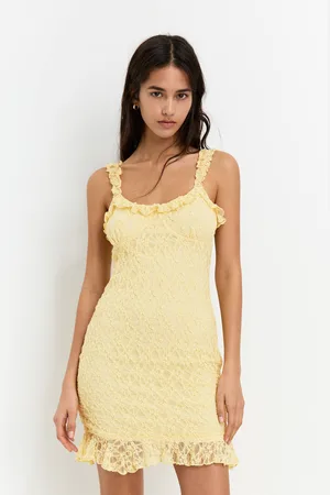Pull&Bear Robe Courte Dentelle