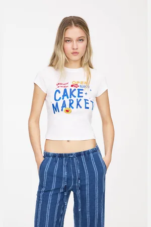 Pull&Bear T-Shirt Cropped Cake Market