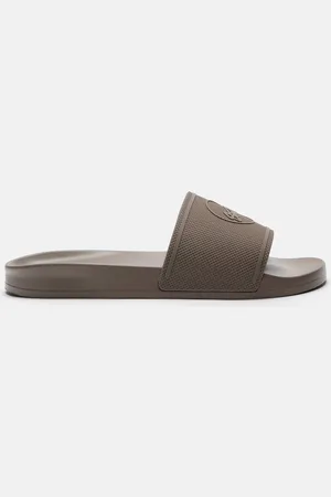 Pull&Bear Claquettes Caoutchoutées Stwd