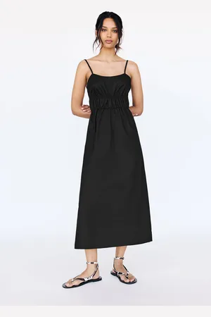 Pull&Bear Robe Midi Froncée Taille