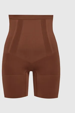 Spanx Shapewear Super Firming High Rise Mid-Thigh Shorts