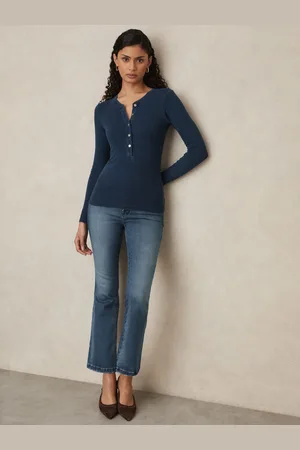 GOOD AMERICAN Crop Mini Boot - Cropped Bootcut Jeans