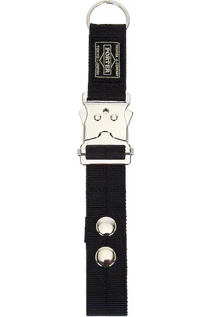PORTER-YOSHIDA & CO PORTE-CLÉS in .