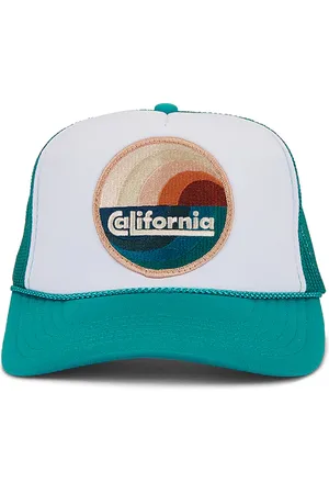 Friday Feelin CHAPEAU in .
