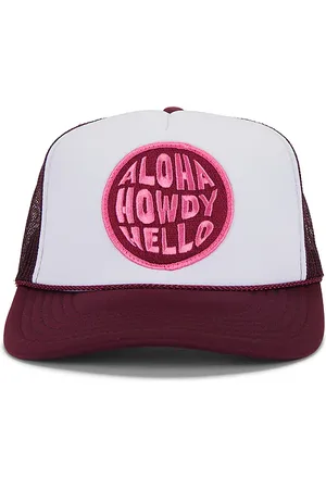 Friday Feelin CHAPEAU in .