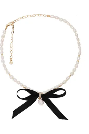 Ettika COLLIER RAS DU COU VELVET BOW STATEMENT PEARL in .