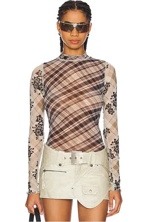 Free People TOP MAILLE FILET CHLOE in .
