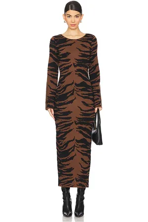 LINE & DOT ROBE PULL CECILY in .