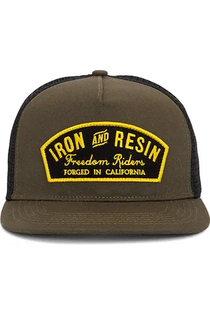 Iron & Resin CHAPEAU in .