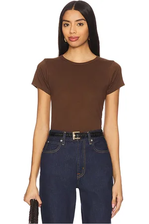 ÉTERNE Fitted Crewneck Short Sleeve T-Shirt in .