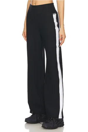Beyond Yoga PANTALON RAYÉ SPACEDYE LAID BACK in .