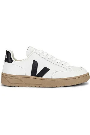 Veja SNEAKERS V-12 in .