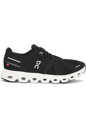 On Running SNEAKERS CLOUD 6 in .