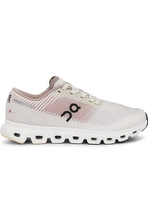 On Running SNEAKERS CLOUD 6 PUSH in Beige,Blush.
