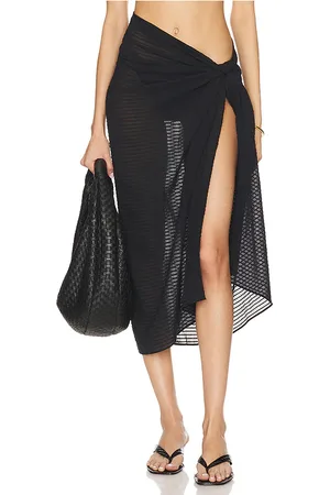Vix Sarong in .