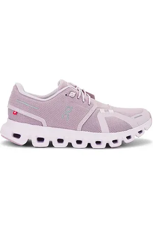 On Running SNEAKERS CLOUD 6 in .