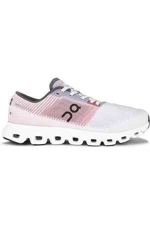 On Running Cloud 6 Push Sneakers in .