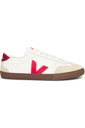 Veja SNEAKERS VOLLEY in .