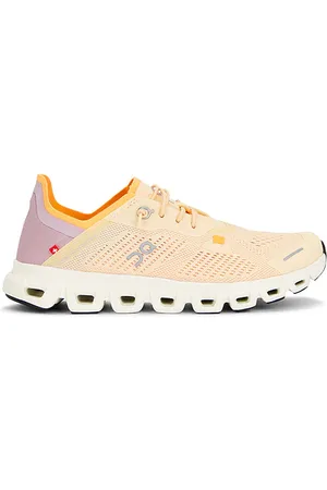 On Running SNEAKERS CLOUD 6 COAST in .