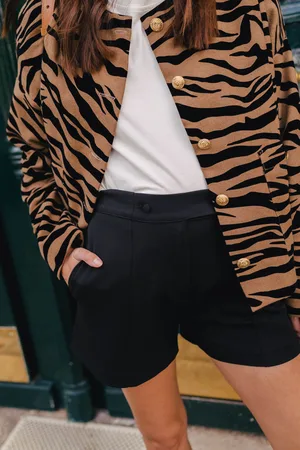 Saaj Short léo noir