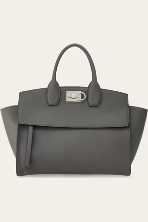 Salvatore Ferragamo Femmes Studio Soft bag (L) Gris
