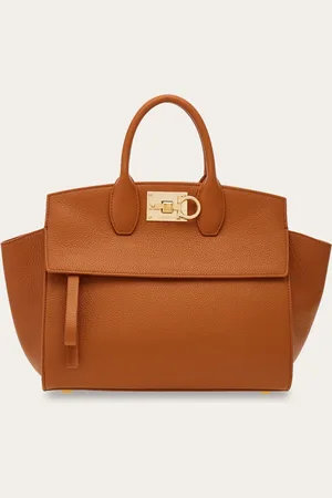 Salvatore Ferragamo Femmes Studio Soft bag (M) Brun