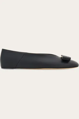 Salvatore Ferragamo Femmes Ballerine nœud Vara Noir Taille 35