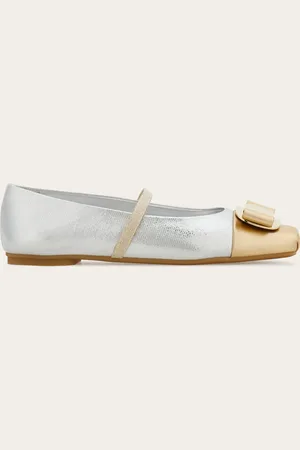 Salvatore Ferragamo Femmes Ballerina new Vara plate Argent Taille 35