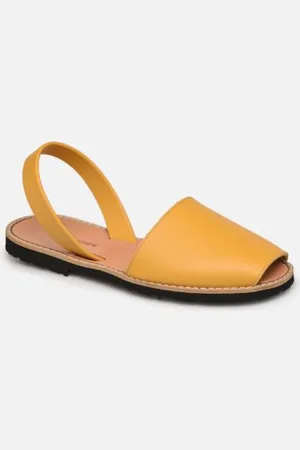 MINORQUINES Sandales et nu-pieds Avarca Cuir Golden pour Femme