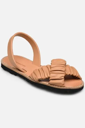 MINORQUINES Sandales et nu-pieds Avarca Illueca Cuir pour Femme