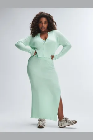 Savage X Fenty Featherweight Knit Slit Skirt