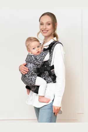 Séraphine Le porte-bébé CARIPOD™ - Toile en coton à imprimé animal