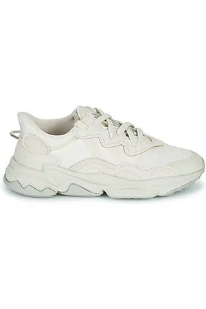 adidas Baskets basses enfant OZWEEGO J