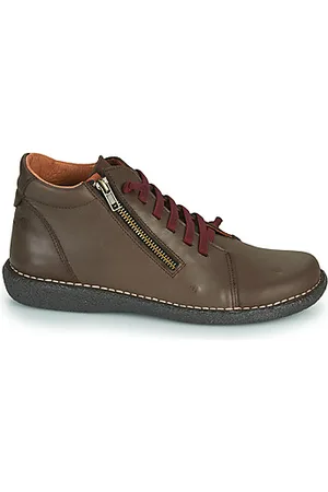Casual Attitude Derbies NELIO