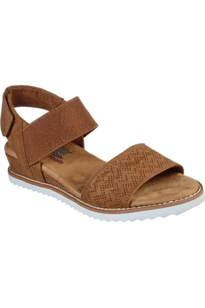 Skechers BOBS Desert Kiss Shoes Wide Width en