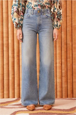 ULLA JOHNSON Jean Elodie