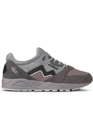 Karhu Baskets Aria 95 - F803120 Smoked Pearl / Caviar