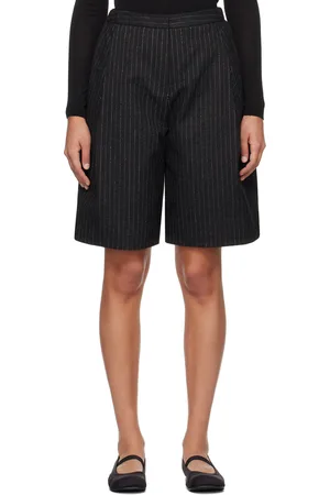 AMOMENTO Short Garçonne noir