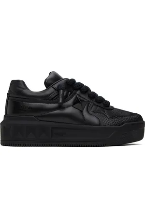 VALENTINO GARAVANI Baskets noires en cuir nappa à clou One Stud