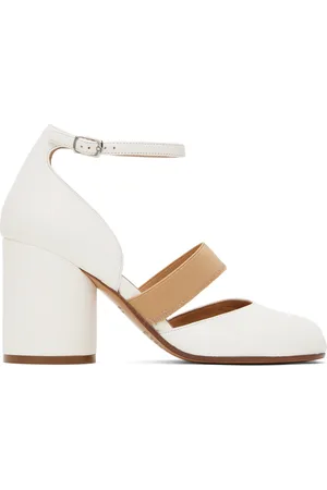 Maison Margiela Chaussures à talon bottier blanc cassé à bout Tabi et à bride élastique