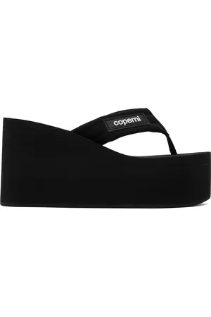 COPERNI Sandales à talon compensé noires à écusson à logo