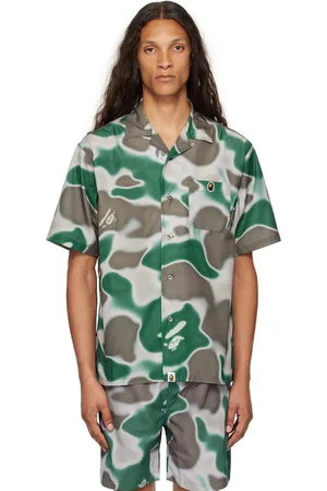 BAPE Chemise vert et gris à motif camouflage Liquid et à écusson à logo