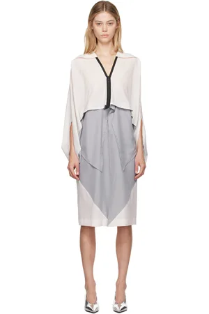 Issey Miyake Robe midi Convex gris et blanc cassé