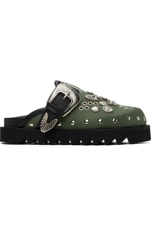 TOGA PULLA Flâneurs de style sabot vert et noir à œillets en métal exclusifs à SSENSE