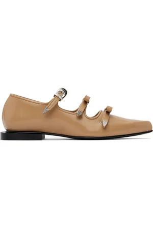 TOGA PULLA Ballerines beiges à bout pointu exclusives à SSENSE