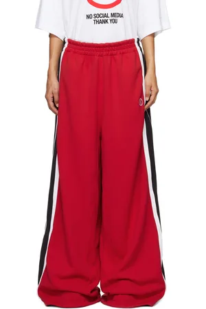 Vetements Pantalon de survêtement rouge