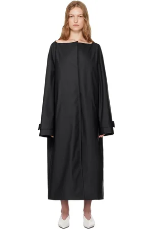 LII Manteau noir à col bateau exclusif à SSENSE