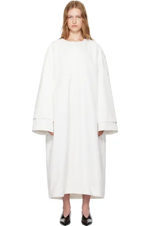 LII Manteau blanc à manches raglan étagées exclusif à SSENSE